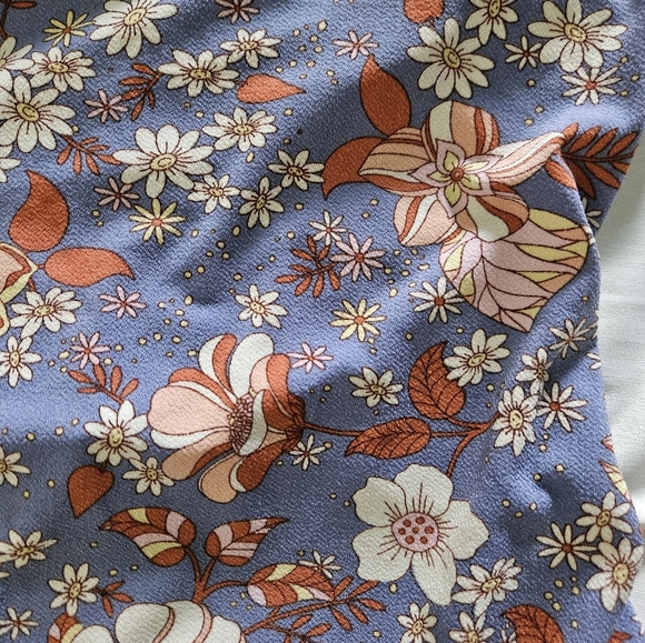 LUSH Women's Floral One Piece Bodysuit Size L - Picture 2 of 9